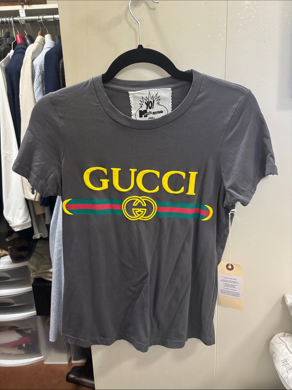 GUCCI Women's Charcoal Short Sleeve Logo Tee with Yellow Logo